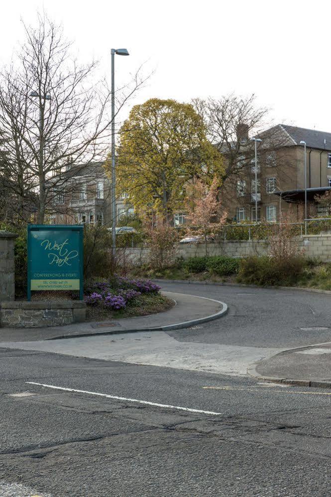 West Park Summer Campus Dundee Eksteriør billede